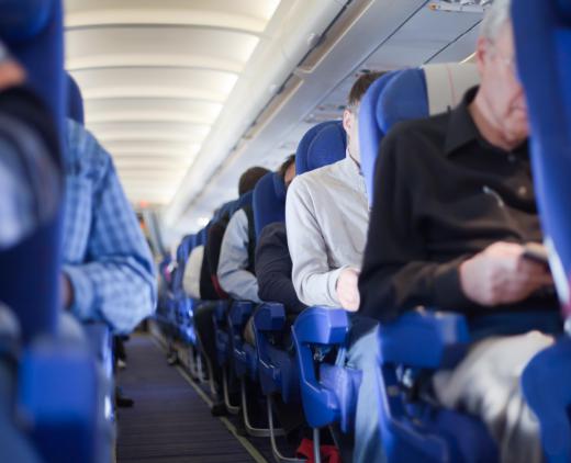 Airline passengers can save money on air tariffs by traveling on certain days.